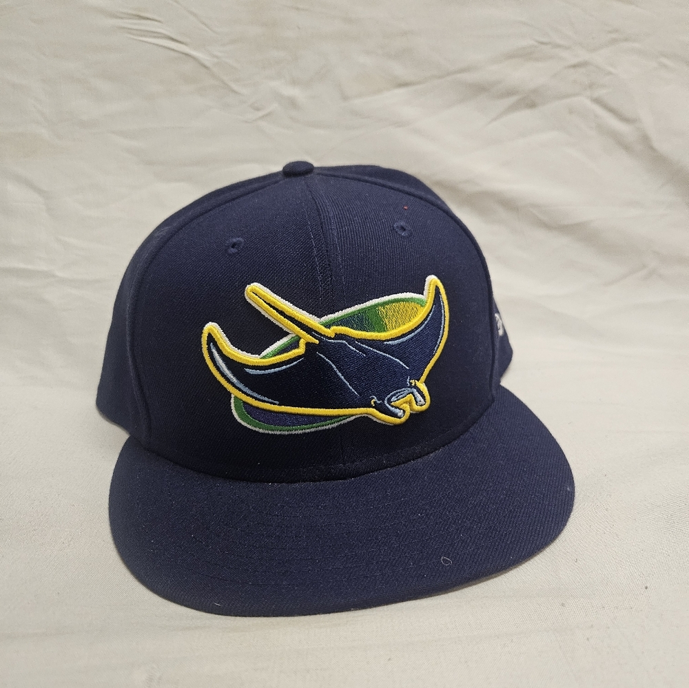 Navy New Era 59Fifty fitted cap with yellow and green embroidered logo size 8